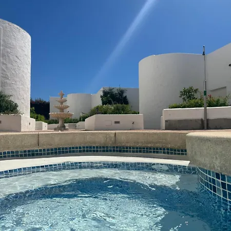 Modern On Golf - Andalucia Apartment